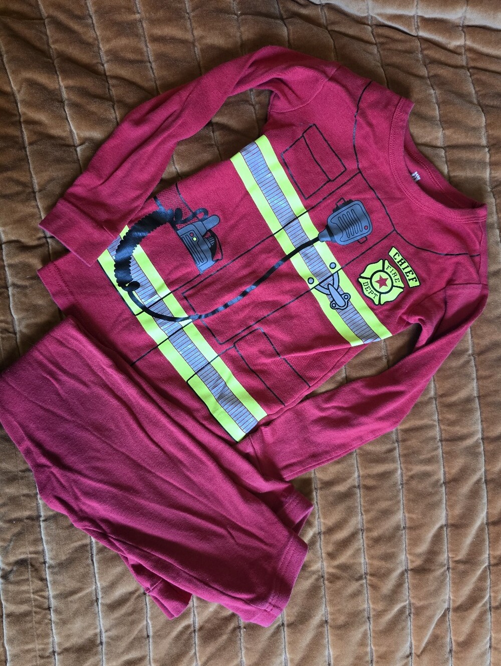 GAP Kids 6yrs Firefighter Graphic PJs- Red.
